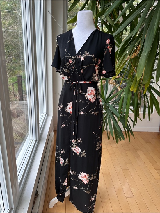 Dynamite Dresses & Skirts - Dynamite Black Floral Maxi Dress with Pink & Cream Blooms